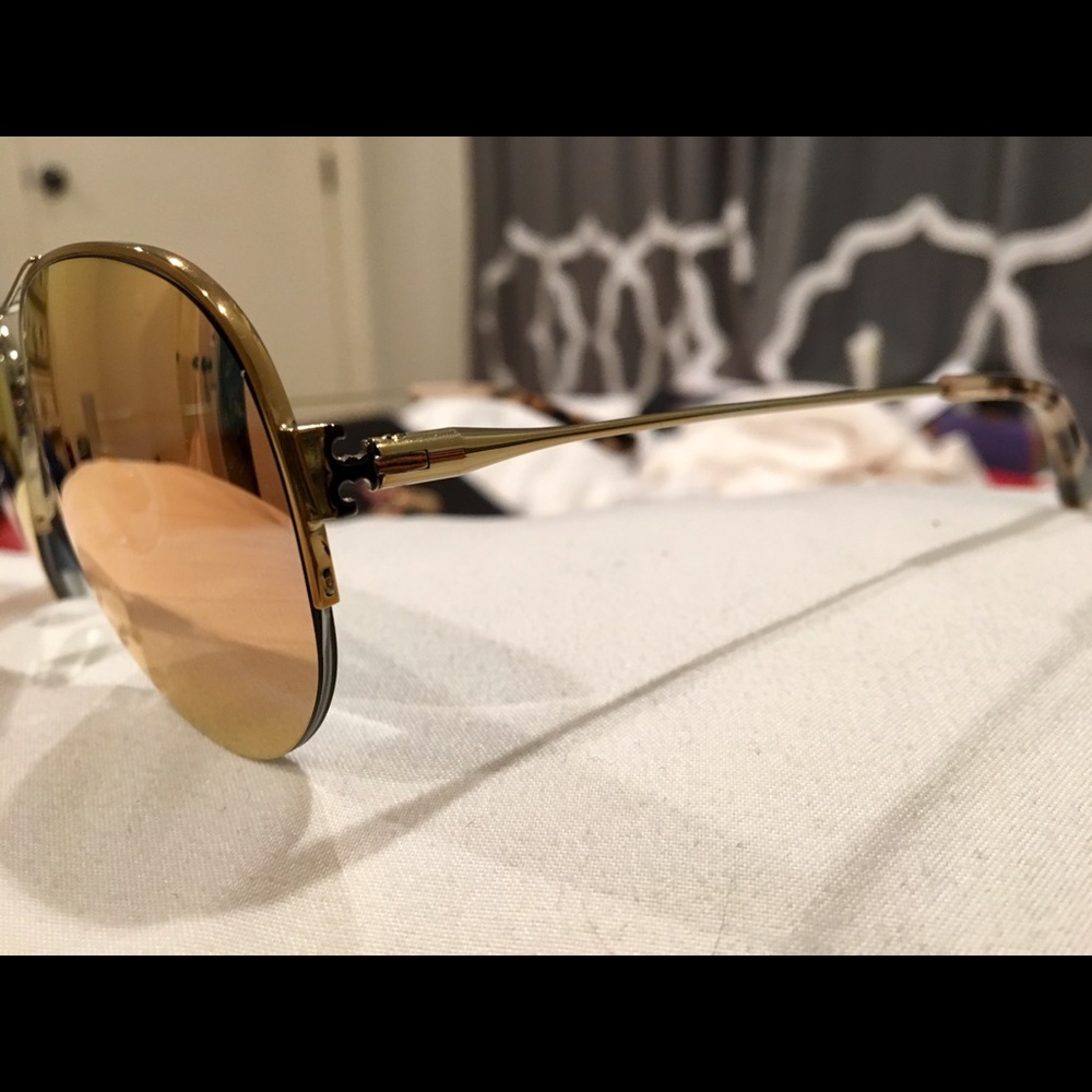 Tory Burch Mirrored Aviator Sunglasses